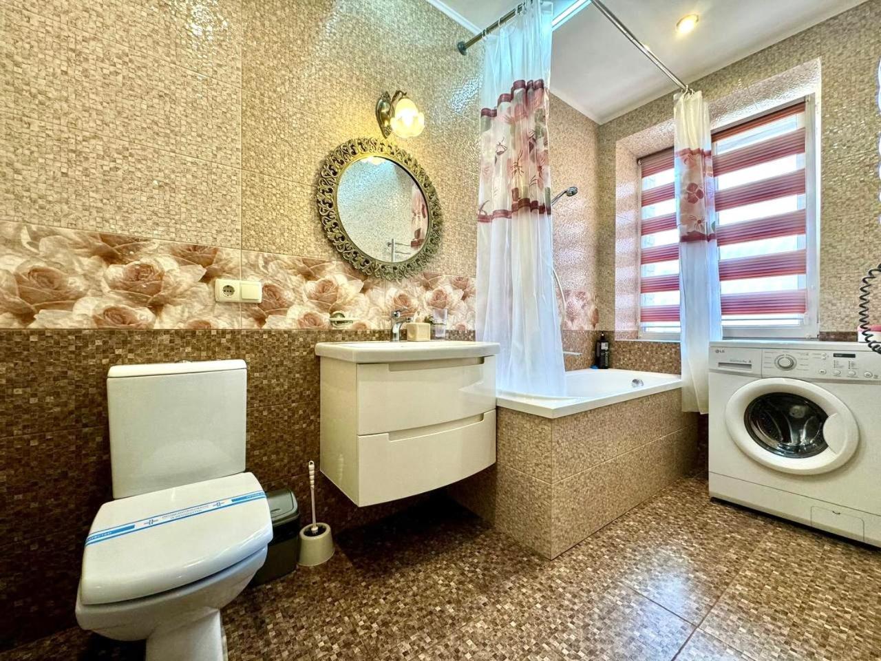 Apartpoltava Вишукані Просторі Апартаменти, Аграрний Університет, Звітна Документація 외부 사진